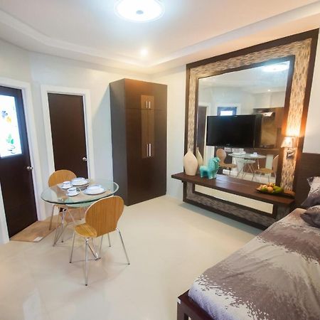 Nf Suites Davao City Dış mekan fotoğraf