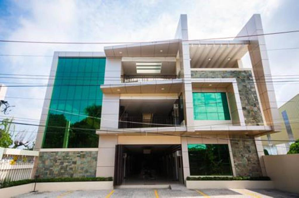 Nf Suites Davao City Dış mekan fotoğraf