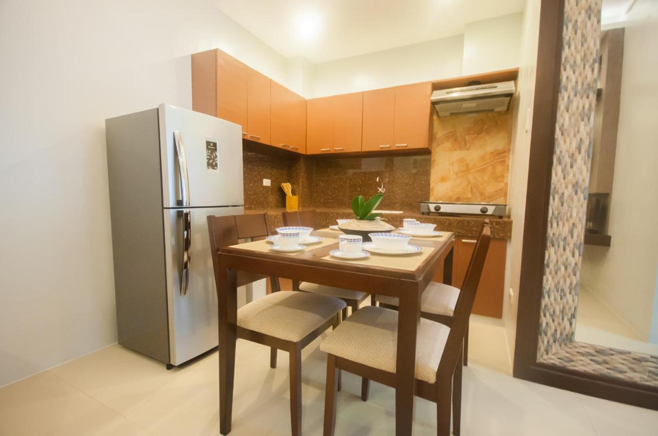 Nf Suites Davao City Dış mekan fotoğraf